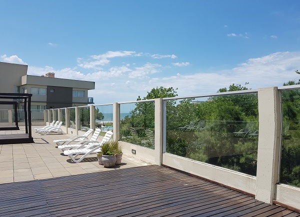 terrazas-de-carilo-solarium-con-blindex